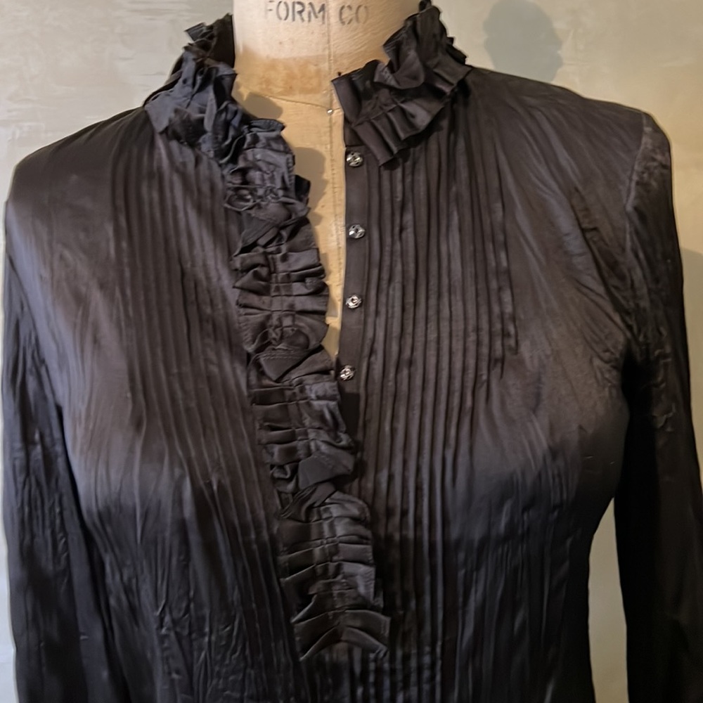 ELI TAHARI SILK TOP - Picture 7 of 16